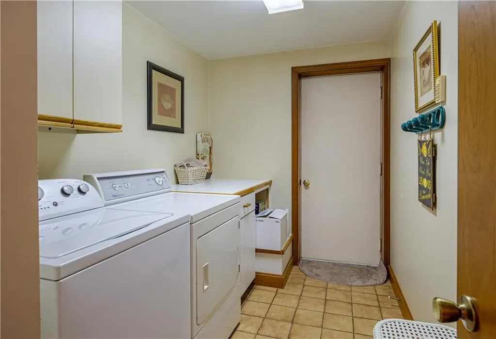282 Byron Randall Road Scituate RI 02857