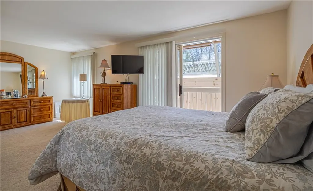 282 Byron Randall Road Scituate RI 02857