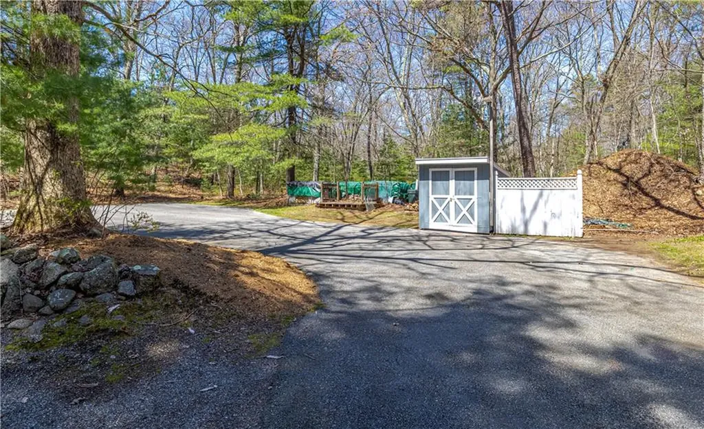 282 Byron Randall Road Scituate RI 02857