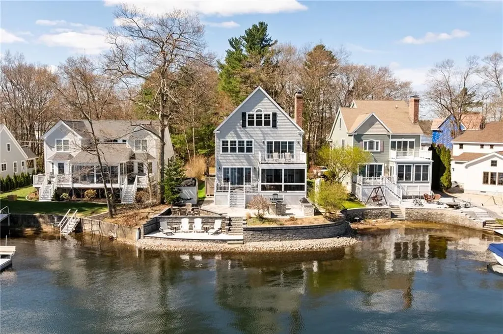 22 Pattison Road Webster MA 01570