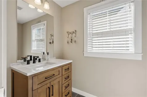 22 Pattison Road Webster MA 01570