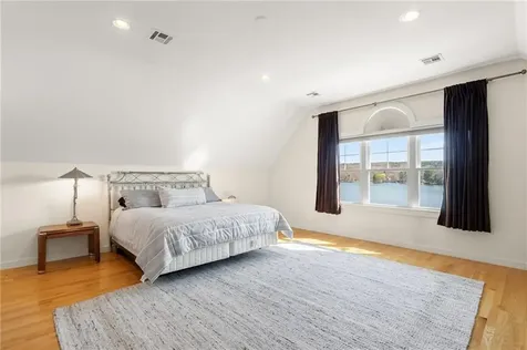 22 Pattison Road Webster MA 01570