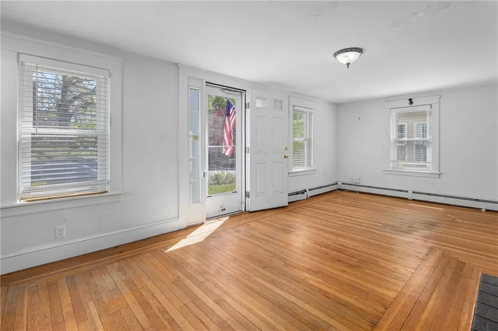 131 Blackamore Avenue Cranston RI 02910
