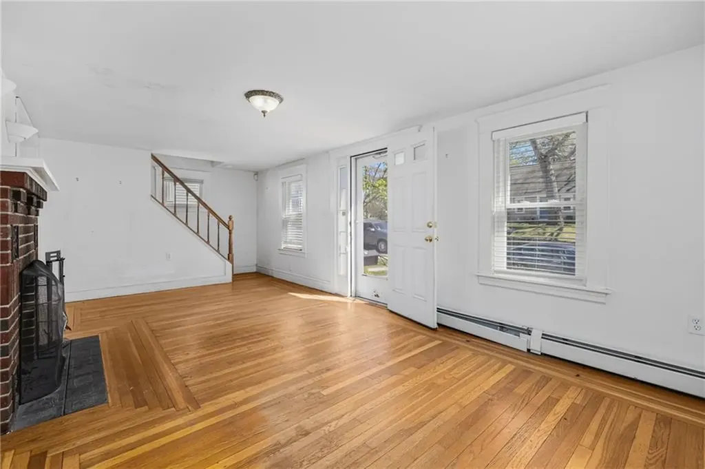 131 Blackamore Avenue Cranston RI 02910