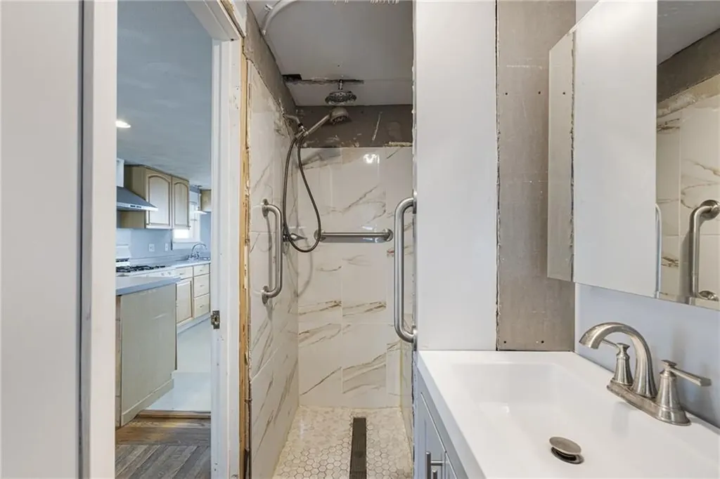131 Blackamore Avenue Cranston RI 02910