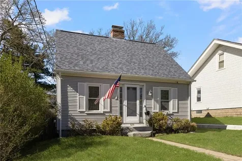 131 Blackamore Avenue Cranston RI 02910