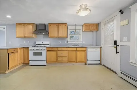 131 Blackamore Avenue Cranston RI 02910