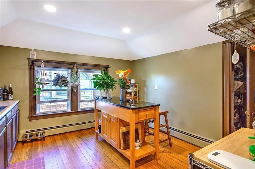 117 119 Cole Avenue Providence RI 02906