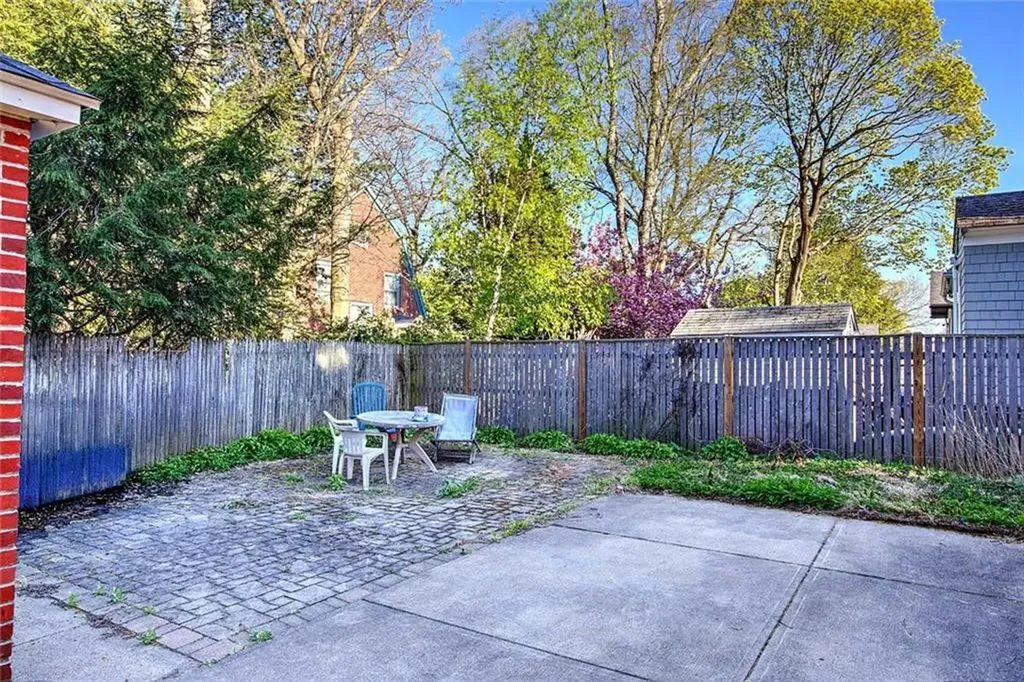 117 119 Cole Avenue Providence RI 02906