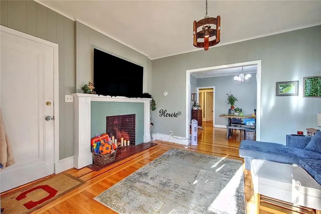 117 119 Cole Avenue Providence RI 02906