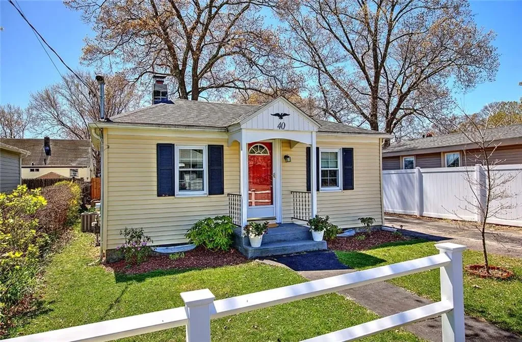40 Northup Street Warwick RI 02889