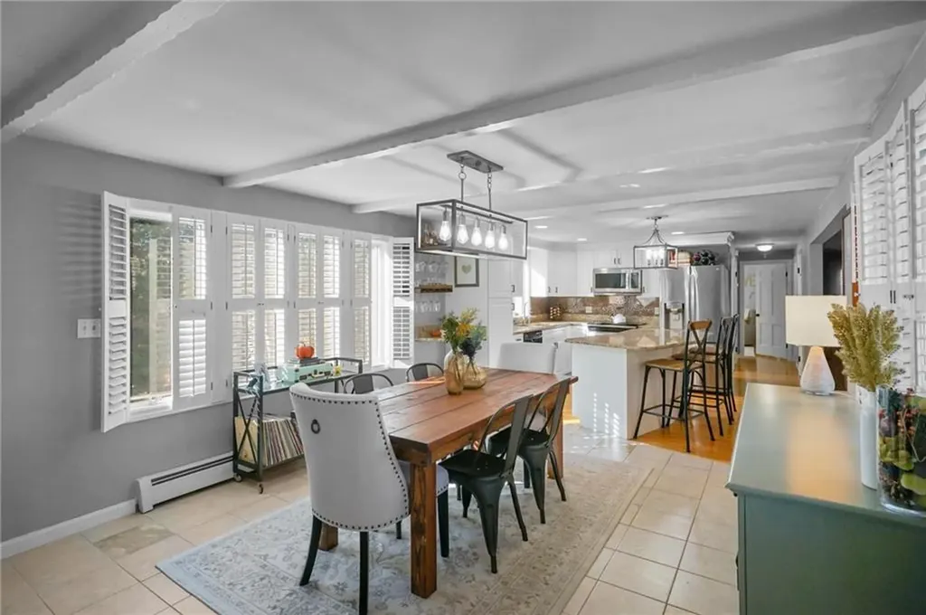 38 Angela Avenue Cranston RI 02921