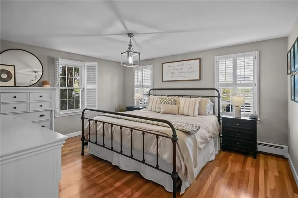 38 Angela Avenue Cranston RI 02921