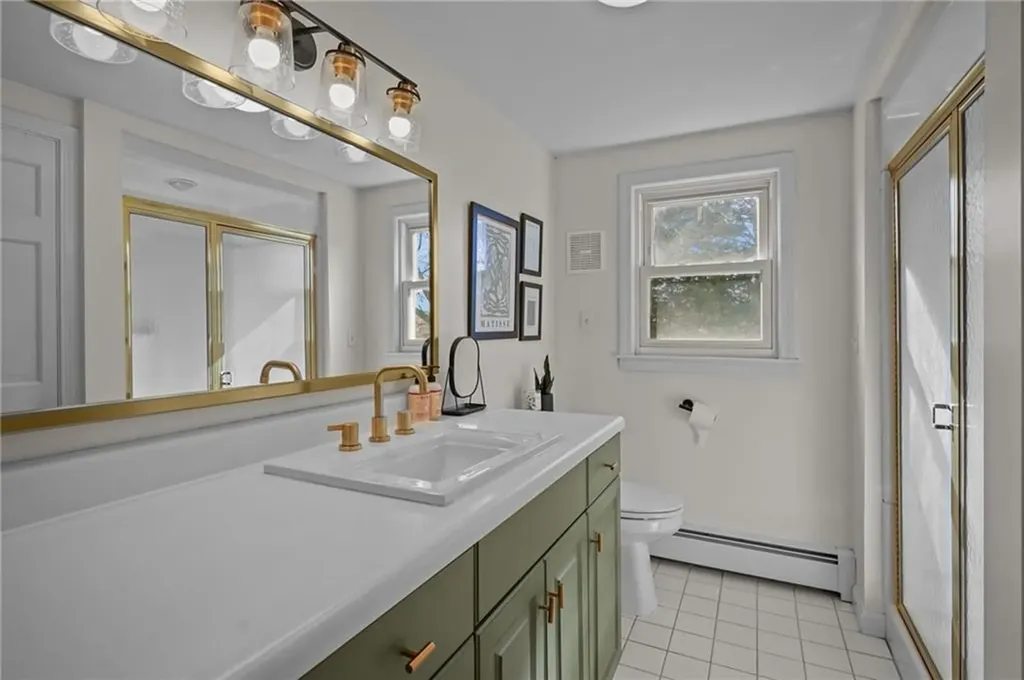 38 Angela Avenue Cranston RI 02921