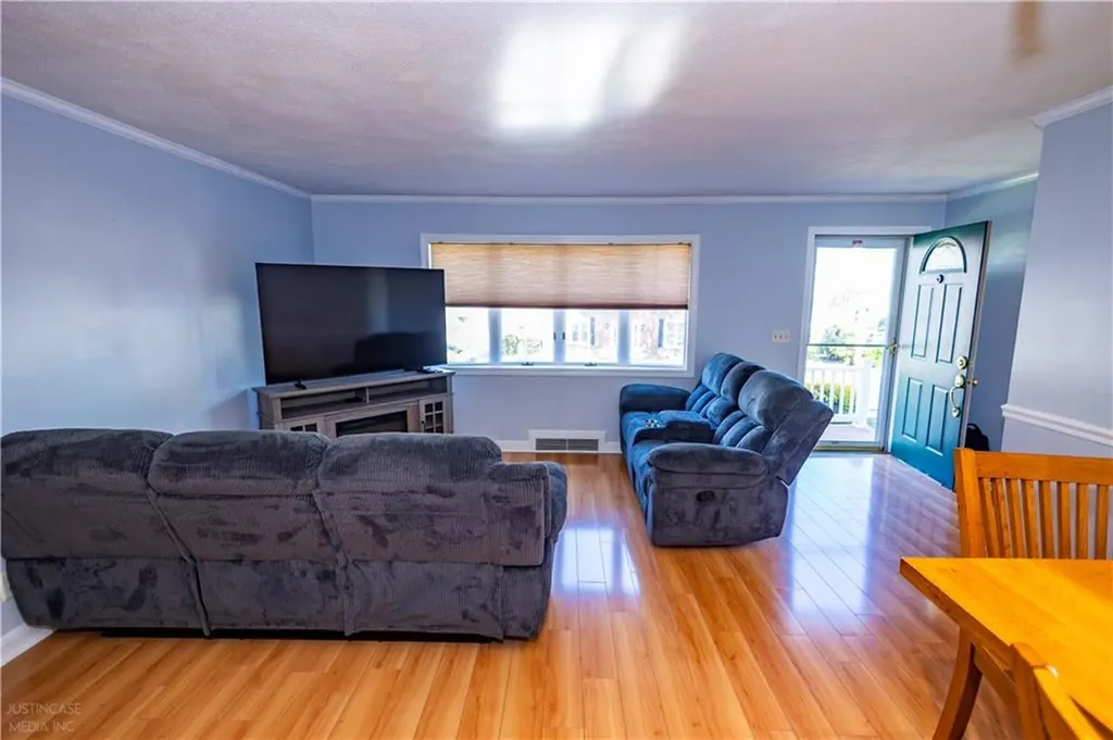 7 Plymouth Road North Providence RI 02904