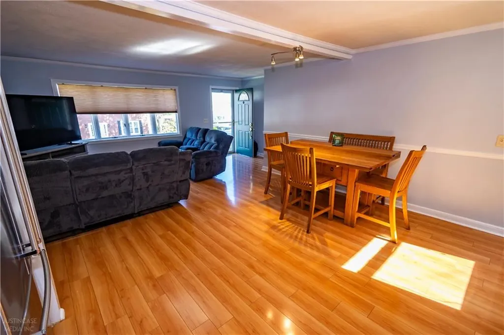 7 Plymouth Road North Providence RI 02904