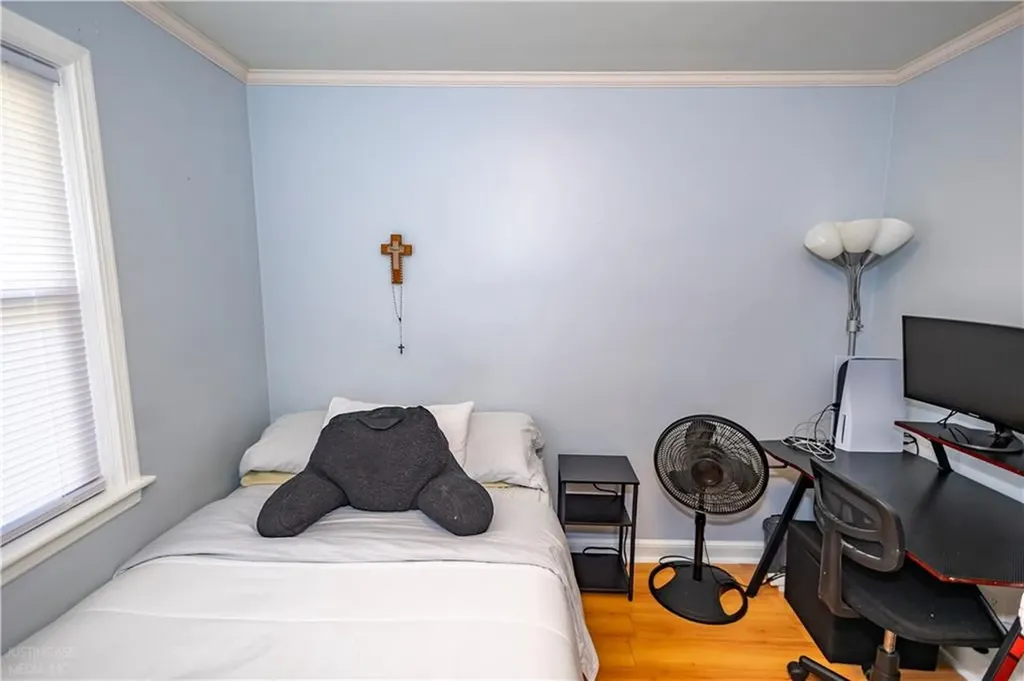 7 Plymouth Road North Providence RI 02904