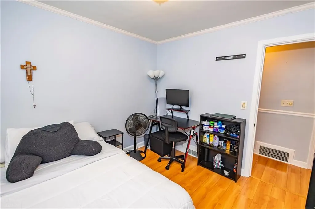 7 Plymouth Road North Providence RI 02904