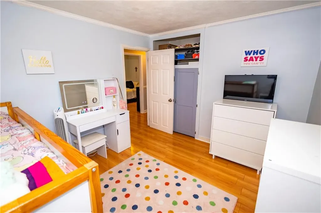 7 Plymouth Road North Providence RI 02904