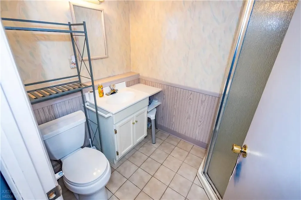 7 Plymouth Road North Providence RI 02904