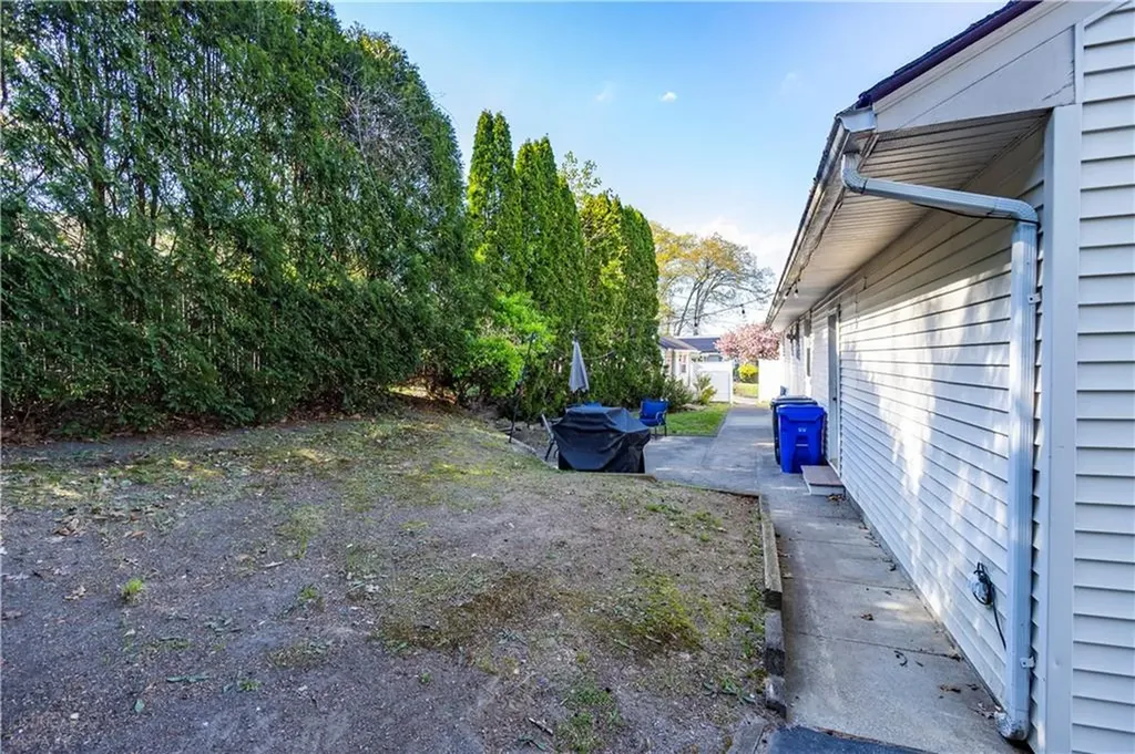 7 Plymouth Road North Providence RI 02904