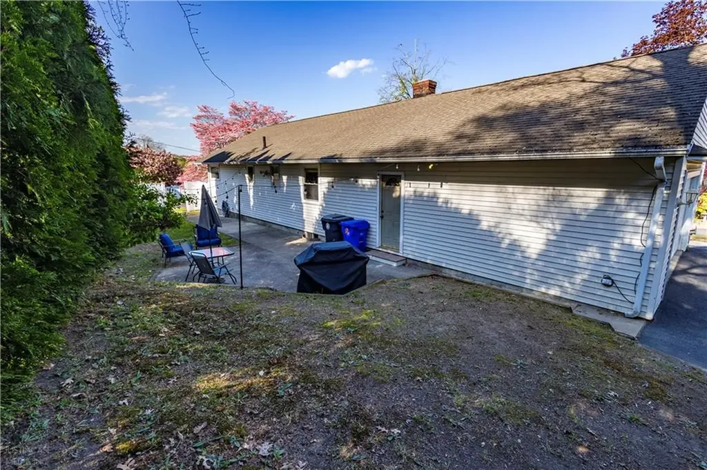 7 Plymouth Road North Providence RI 02904
