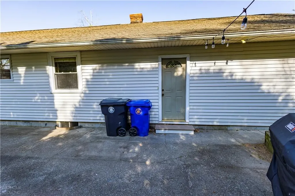 7 Plymouth Road North Providence RI 02904