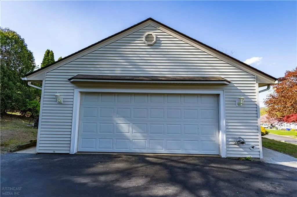 7 Plymouth Road North Providence RI 02904