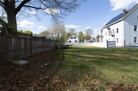 43 Rivulet Street Woonsocket RI 02895