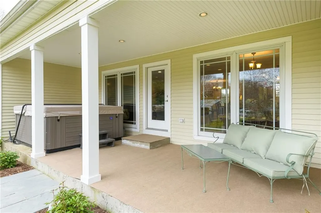 3 Haines Park Road Barrington RI 02806