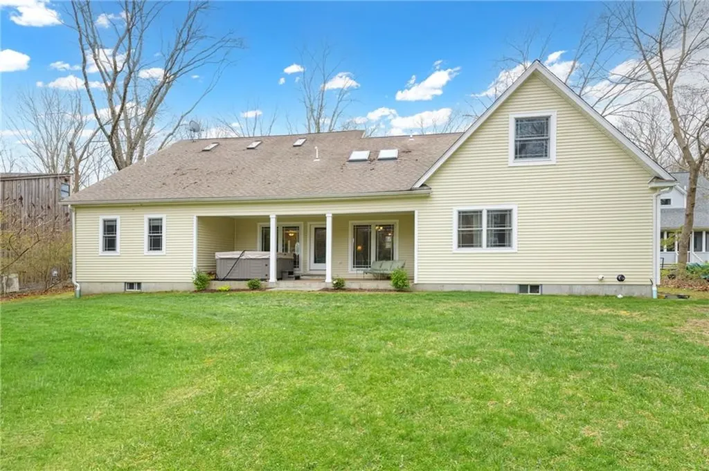 3 Haines Park Road Barrington RI 02806