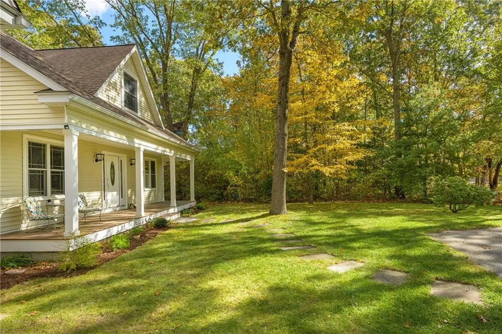 3 Haines Park Road Barrington RI 02806