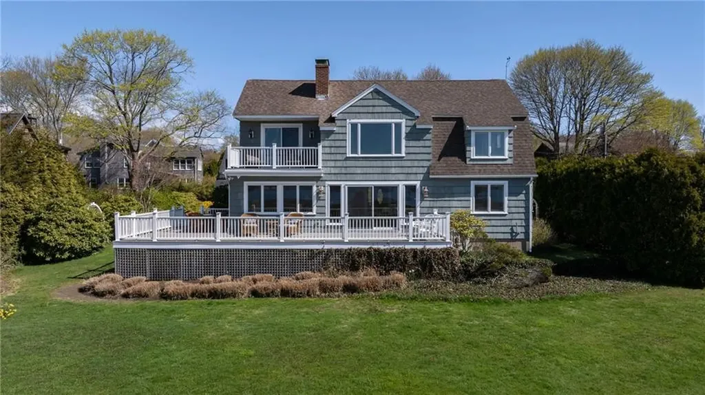 38 Pierce Avenue Jamestown RI 02835