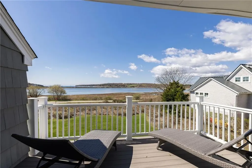 38 Pierce Avenue Jamestown RI 02835