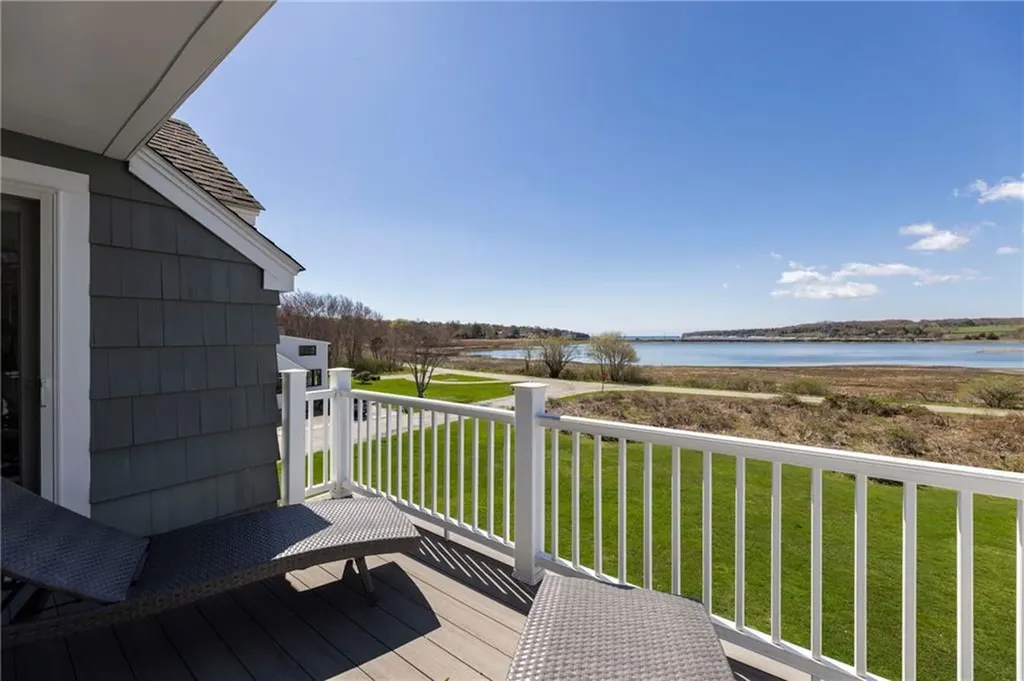 38 Pierce Avenue Jamestown RI 02835