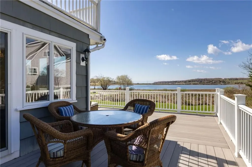38 Pierce Avenue Jamestown RI 02835