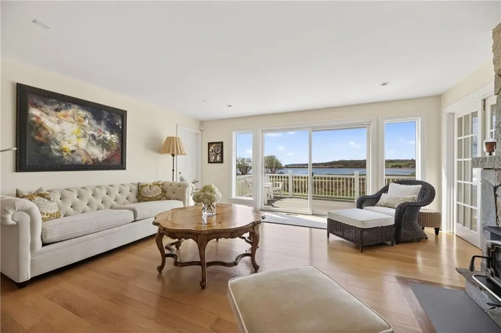 38 Pierce Avenue Jamestown RI 02835