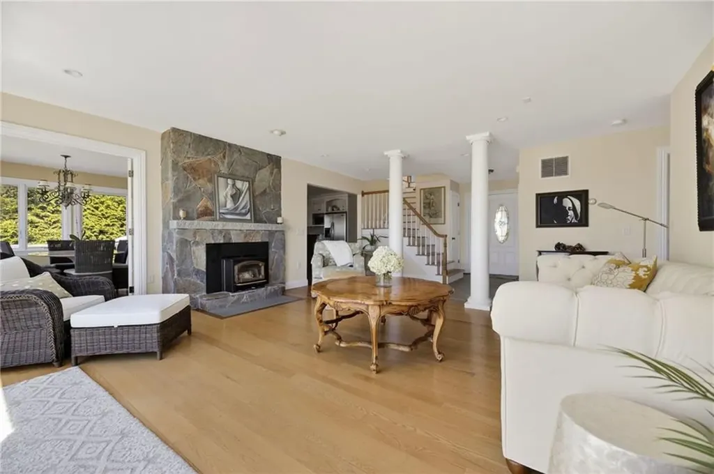 38 Pierce Avenue Jamestown RI 02835