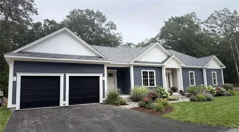 11 Fox Run Trail Smithfield RI 02917