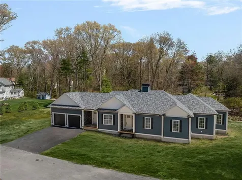 11 Fox Run Trail Smithfield RI 02917