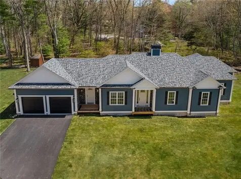 11 Fox Run Trail Smithfield RI 02917