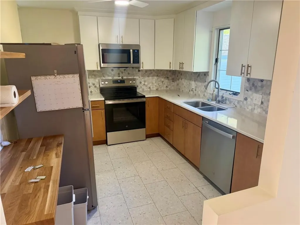 3 Wood Road Middletown RI 02842