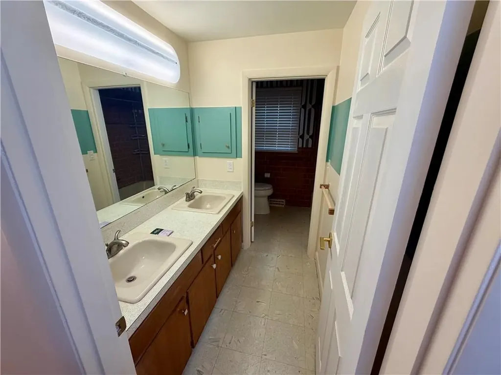 3 Wood Road Middletown RI 02842