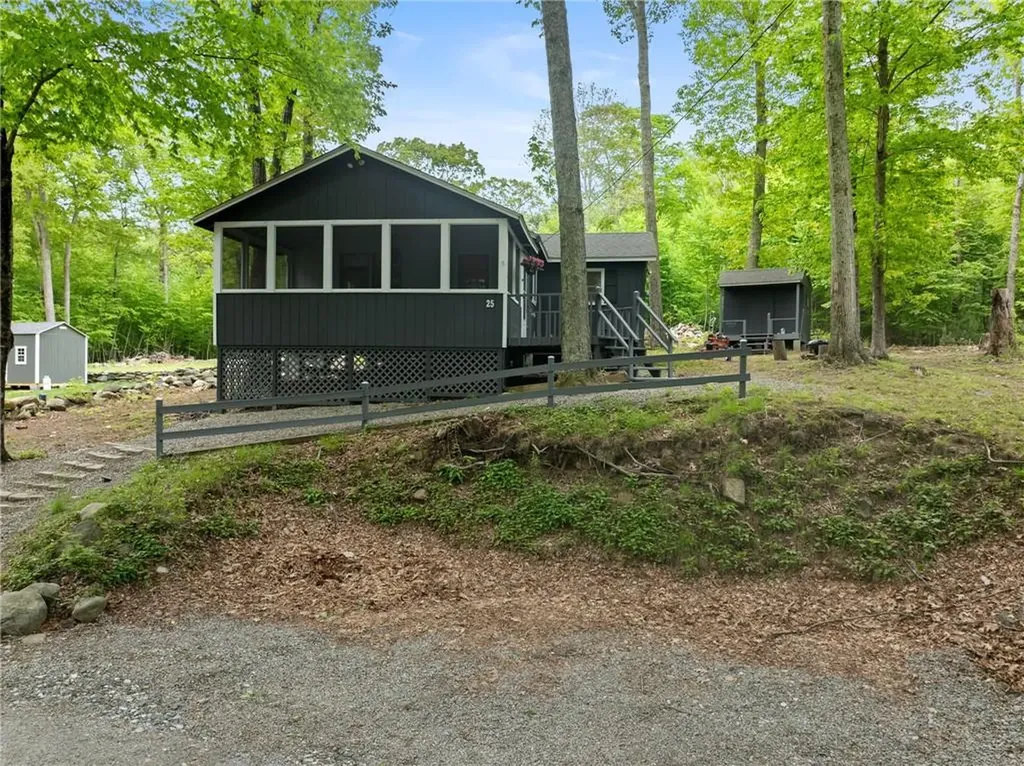 25 Melissa Lane Burrillville RI 02859