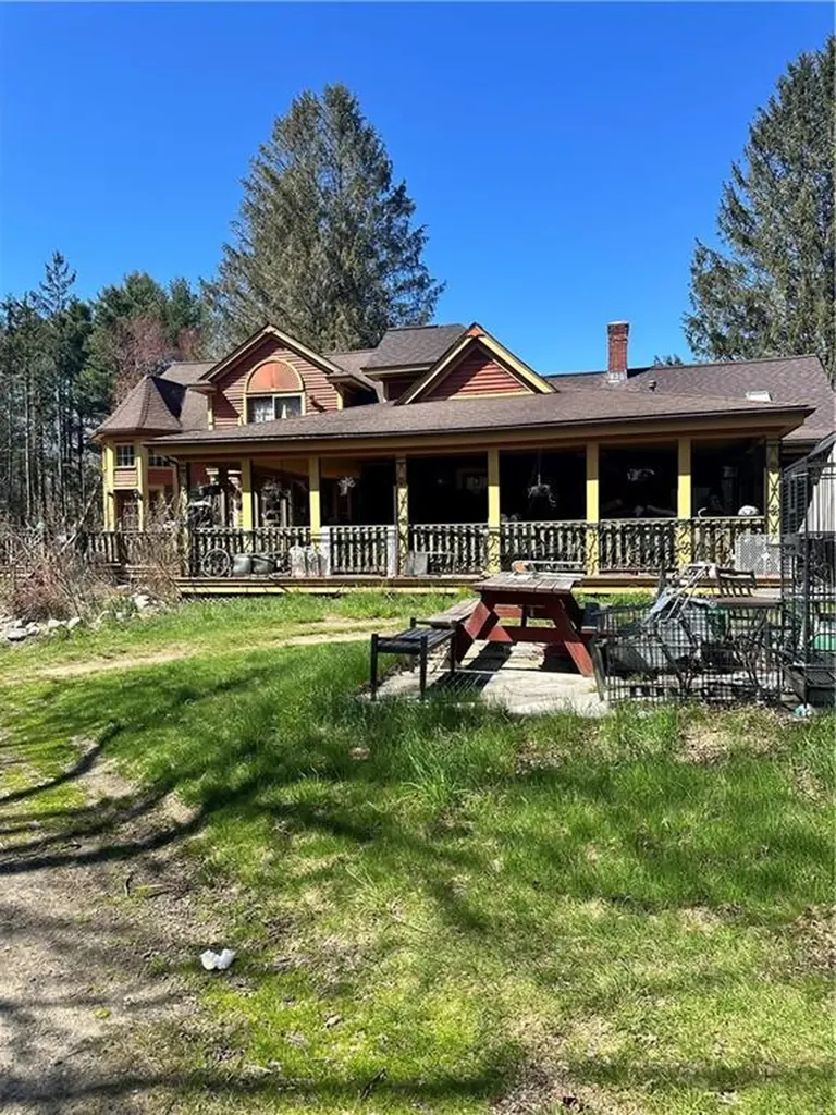 21 Luther Road Foster RI 02825