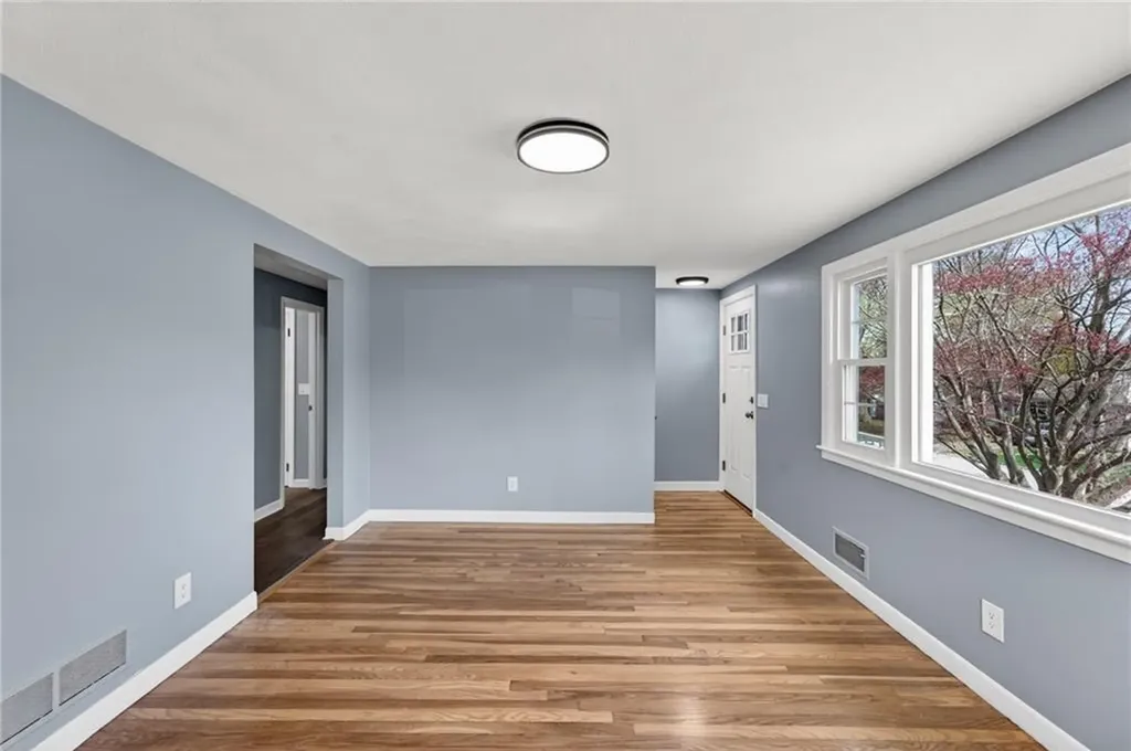 45 Winthrop Road Warwick RI 02888