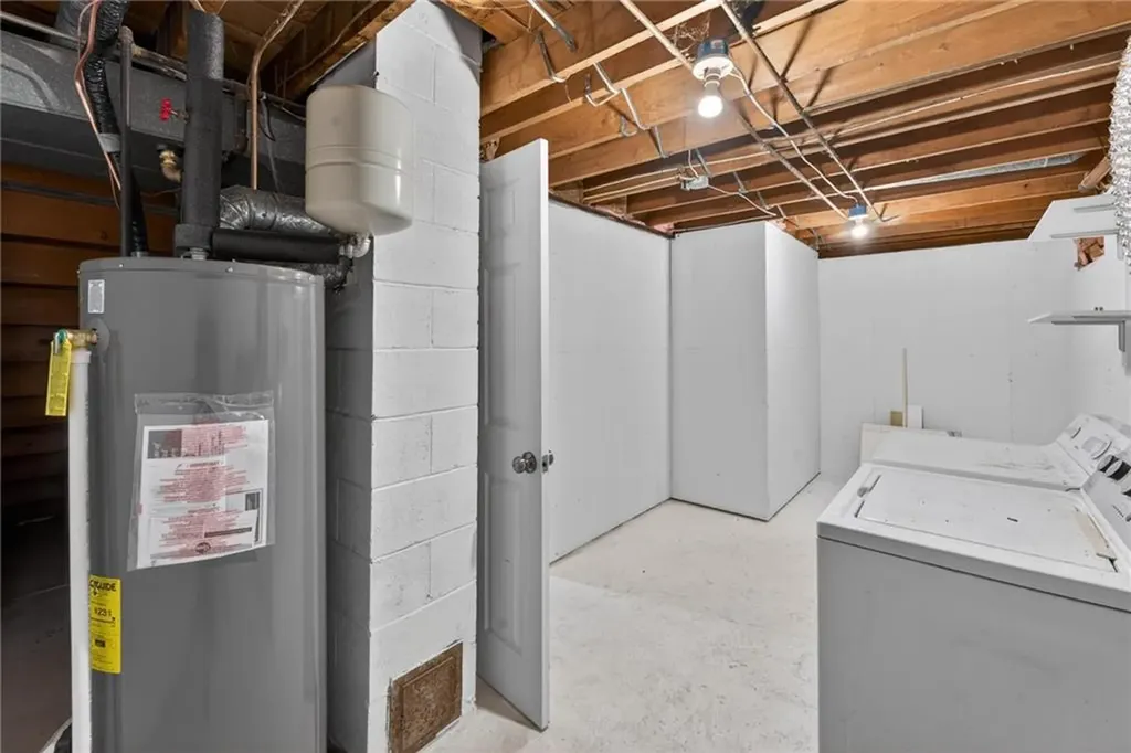 45 Winthrop Road Warwick RI 02888