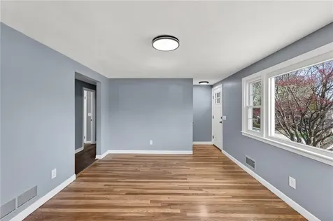 45 Winthrop Road Warwick RI 02888