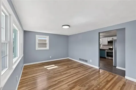 45 Winthrop Road Warwick RI 02888