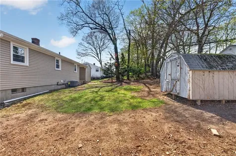 45 Winthrop Road Warwick RI 02888